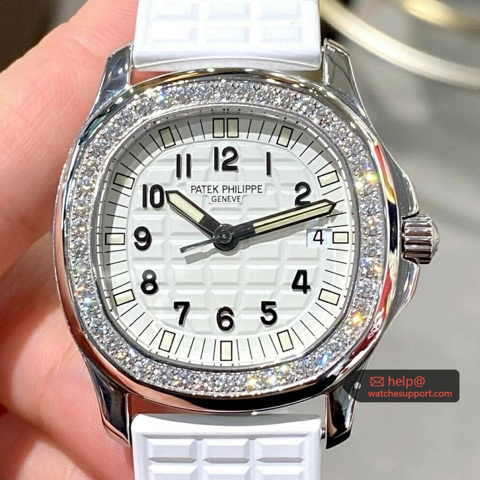 Patek Philippe Aquanaut 5067a White Dial Diamond Bezel