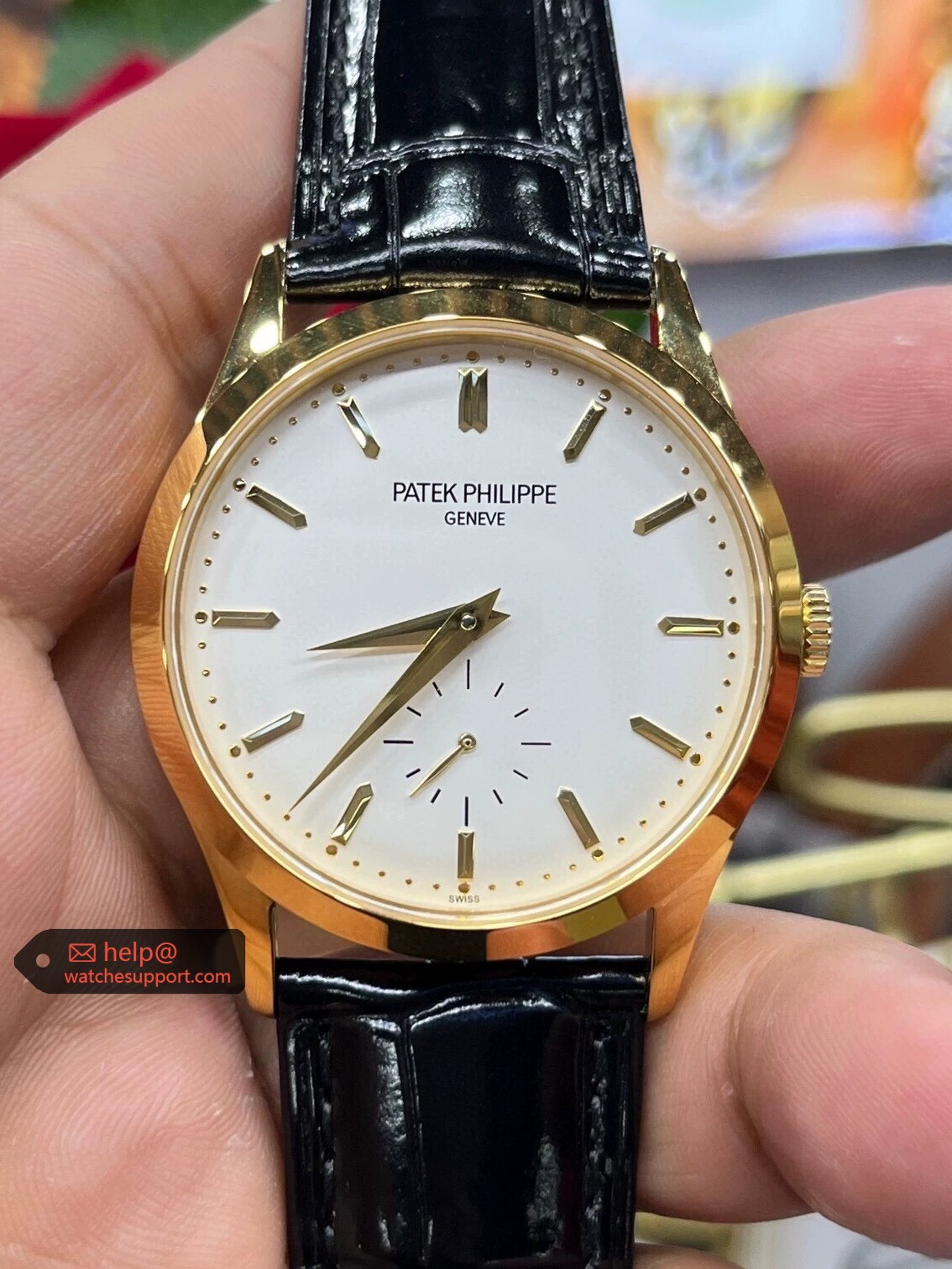 Patek Philippe Calatrava 5196J-001 Yellow Gold White Dial Small Seconds