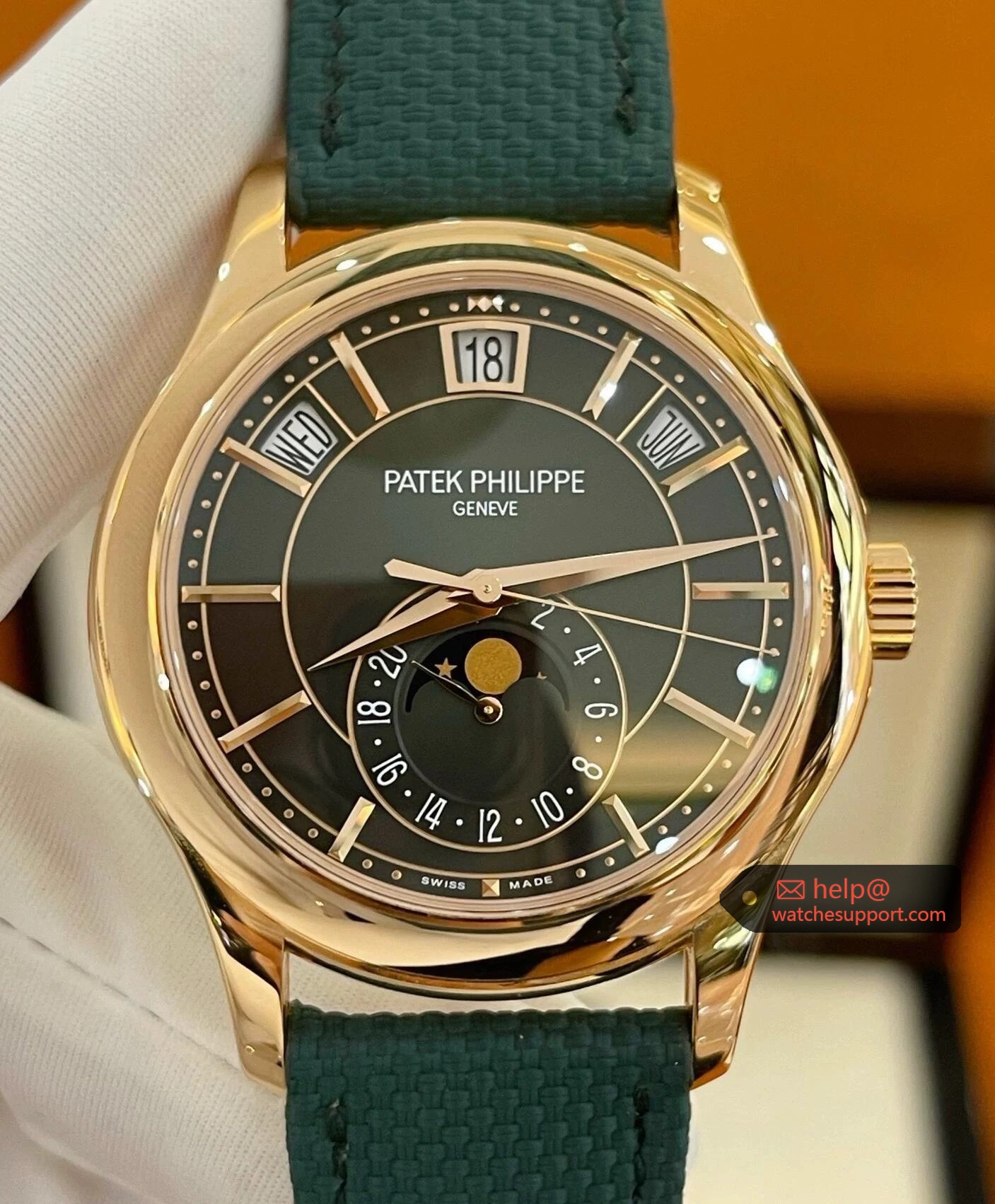 Patek Philippe Complications Annual Calendar 5205R-011 Rose Gold Olive Green Dial