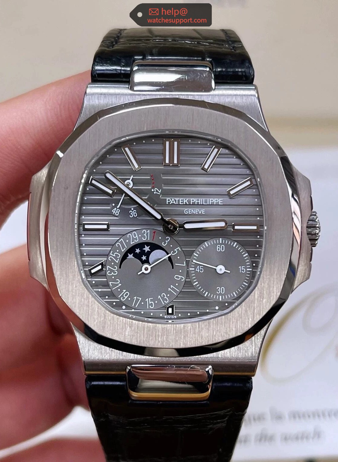 Patek Philippe Nautilus 5712G Grey Dial Patek Philippe Nautilus 5712G Grey Dial